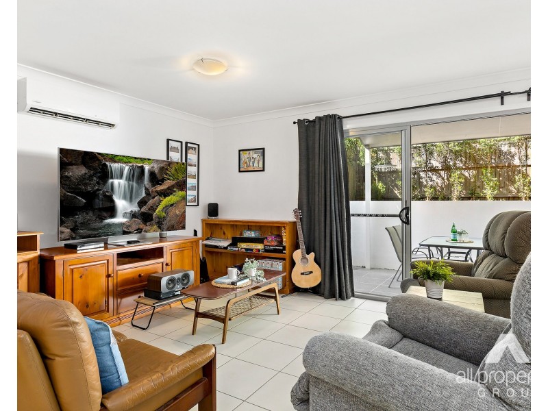 24/8 Norfolk Street, Parkinson QLD 4115