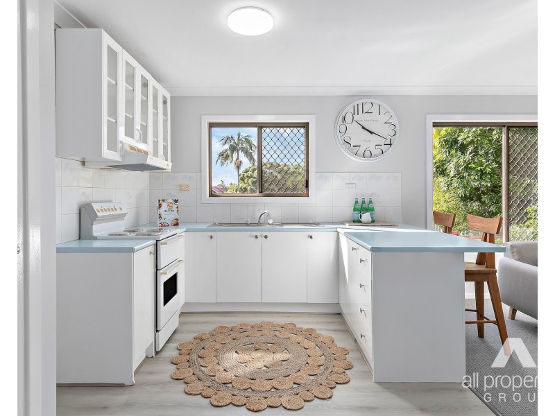 7 Royena Court, Crestmead QLD 4132