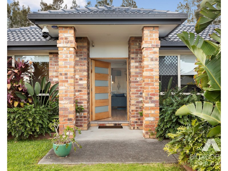 12 Rosswood Court, Helensvale QLD 4212