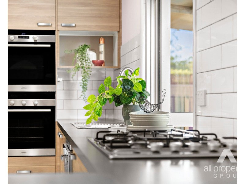 33-35 Bradley Court, Greenbank QLD 4124