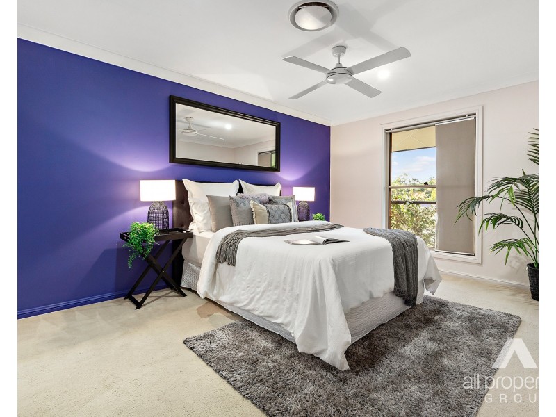 33-35 Bradley Court, Greenbank QLD 4124