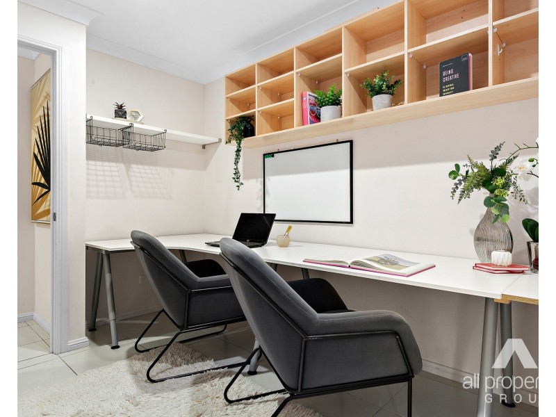 33-35 Bradley Court, Greenbank QLD 4124