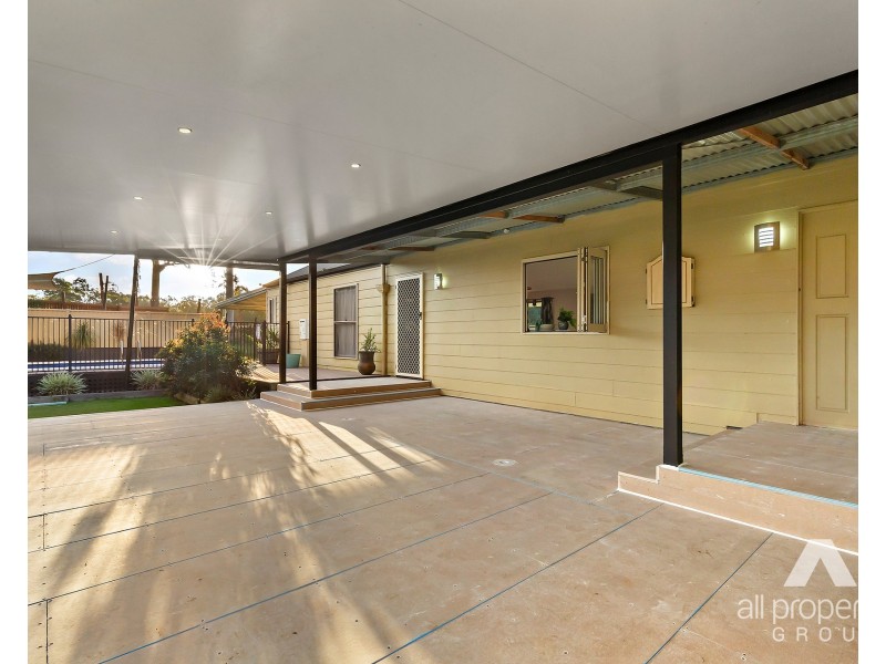 33-35 Bradley Court, Greenbank QLD 4124