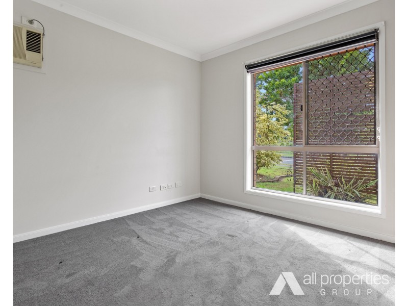 4 Brabham Street, Crestmead QLD 4132
