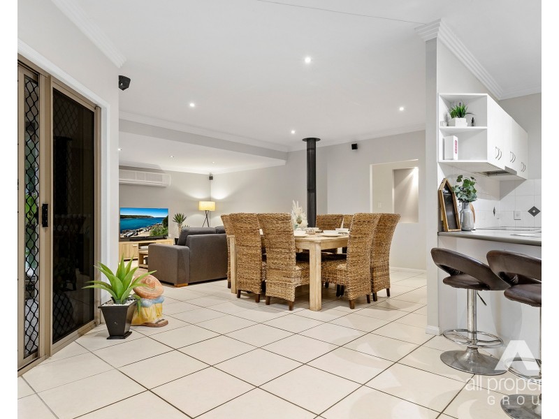 9-13 Barrine Court, Park Ridge South QLD 4125