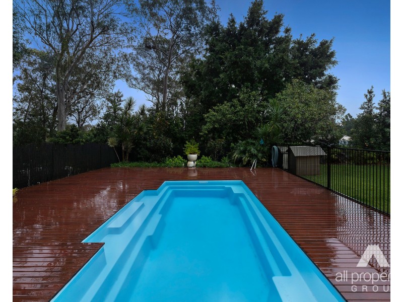 9-13 Barrine Court, Park Ridge South QLD 4125
