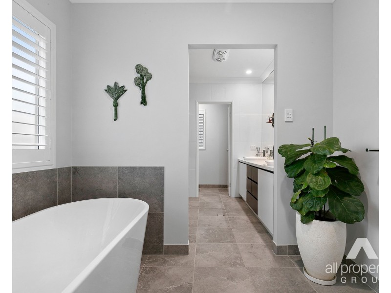 51-53 Riemore Circuit, Tamborine QLD 4270