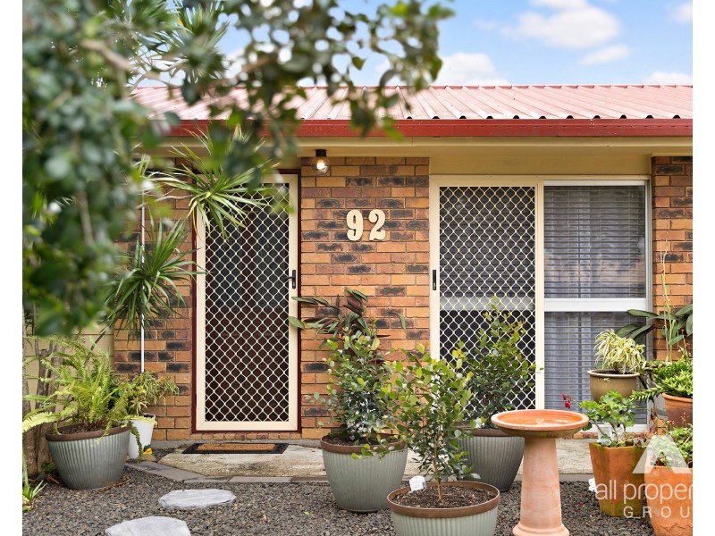 92 Waratah Drive, Crestmead QLD 4132