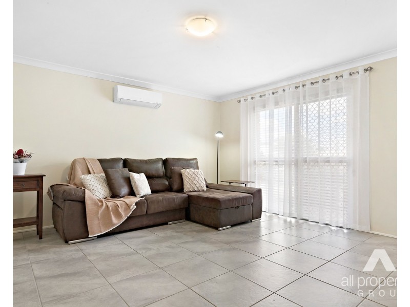 92 Waratah Drive, Crestmead QLD 4132