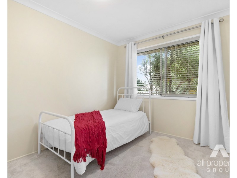 92 Waratah Drive, Crestmead QLD 4132
