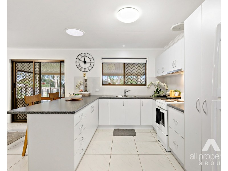 1 Arbour Way, Regents Park QLD 4118