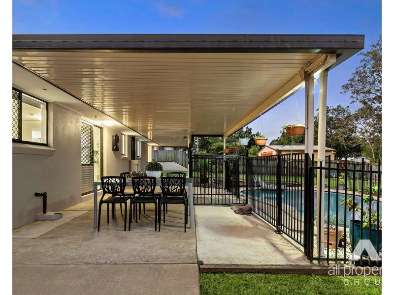 1 Arbour Way, Regents Park QLD 4118