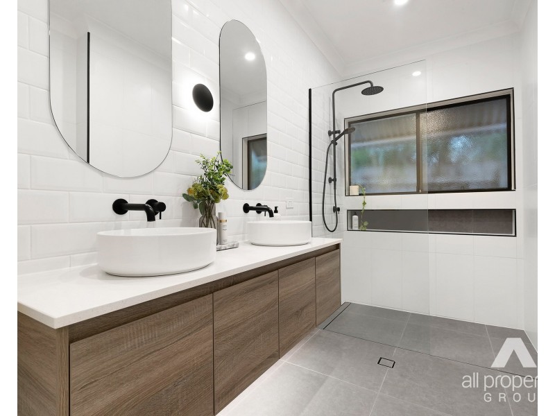 832 Waterworks Road, The Gap QLD 4061