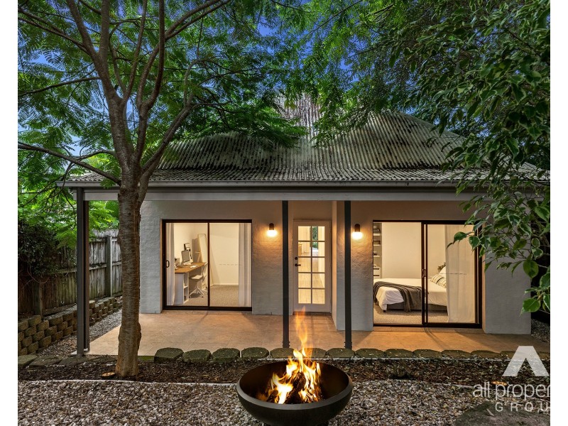 832 Waterworks Road, The Gap QLD 4061