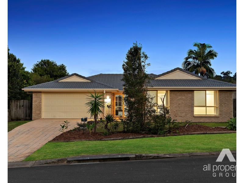 8 Rosefinch Street, Upper Coomera QLD 4209