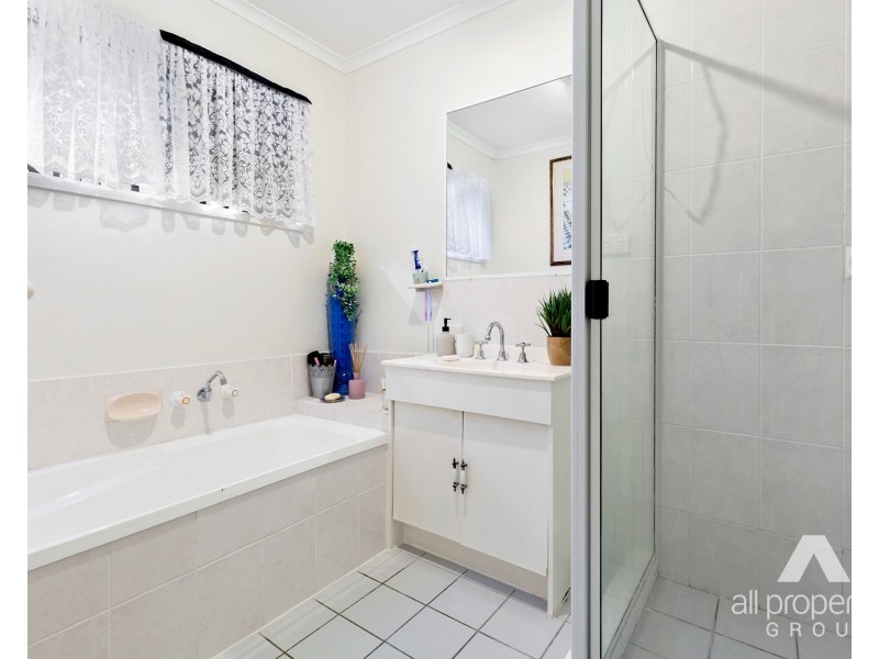 18 Brabham Street, Crestmead QLD 4132