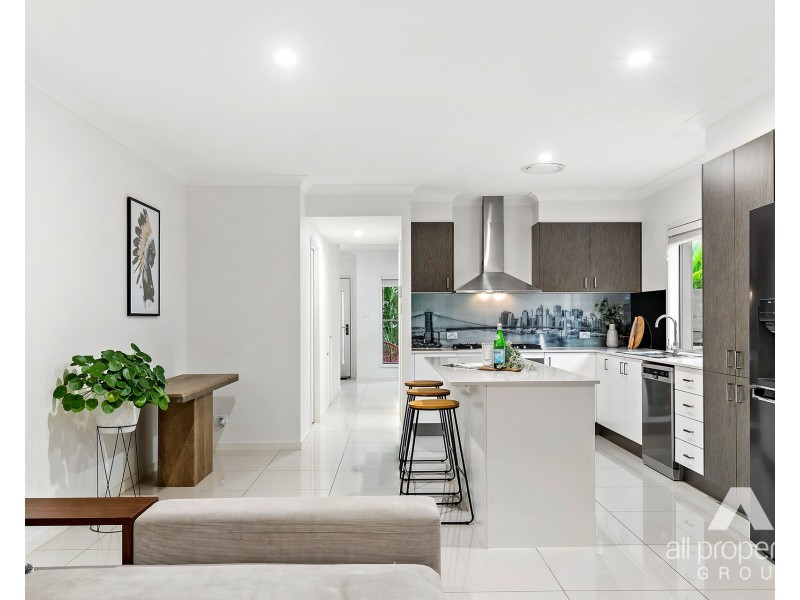 70 McDermott Parade, Rochedale QLD 4123