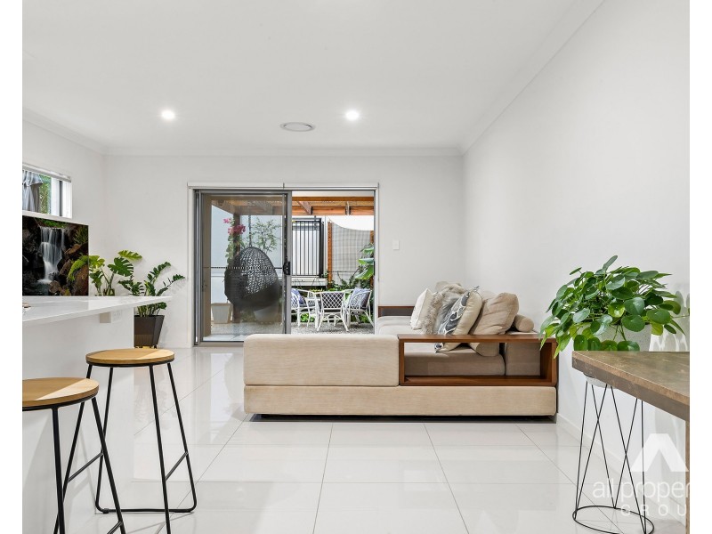 70 McDermott Parade, Rochedale QLD 4123