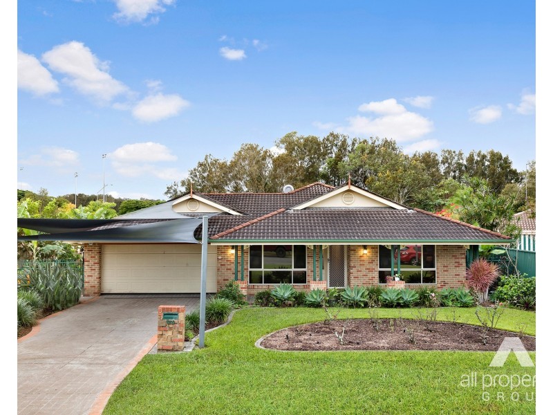 22 Kingaroy Avenue, Helensvale QLD 4212