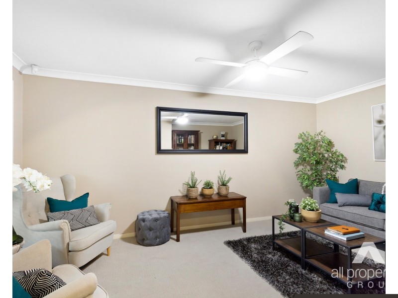 22 Kingaroy Avenue, Helensvale QLD 4212