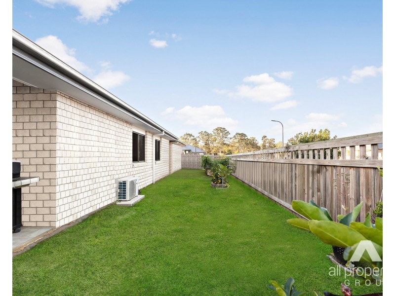 9 Esk Street, South Maclean QLD 4280