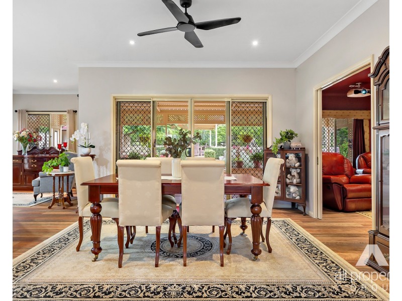 13 Tulloch Place, Jimboomba QLD 4280