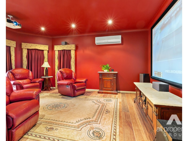 13 Tulloch Place, Jimboomba QLD 4280