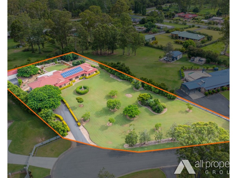 13 Tulloch Place, Jimboomba QLD 4280