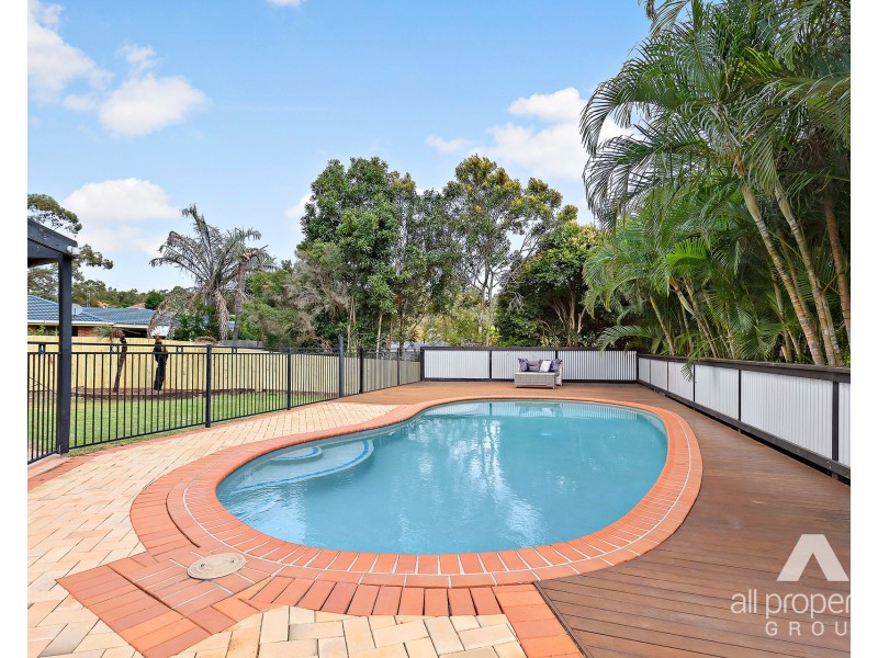 9 Errol Flynn Court, Parkwood QLD 4214