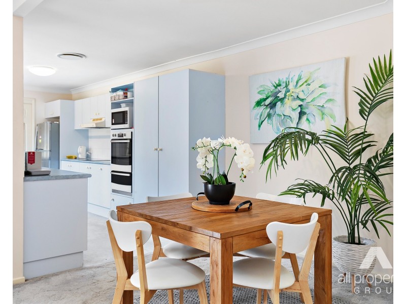 9 Errol Flynn Court, Parkwood QLD 4214