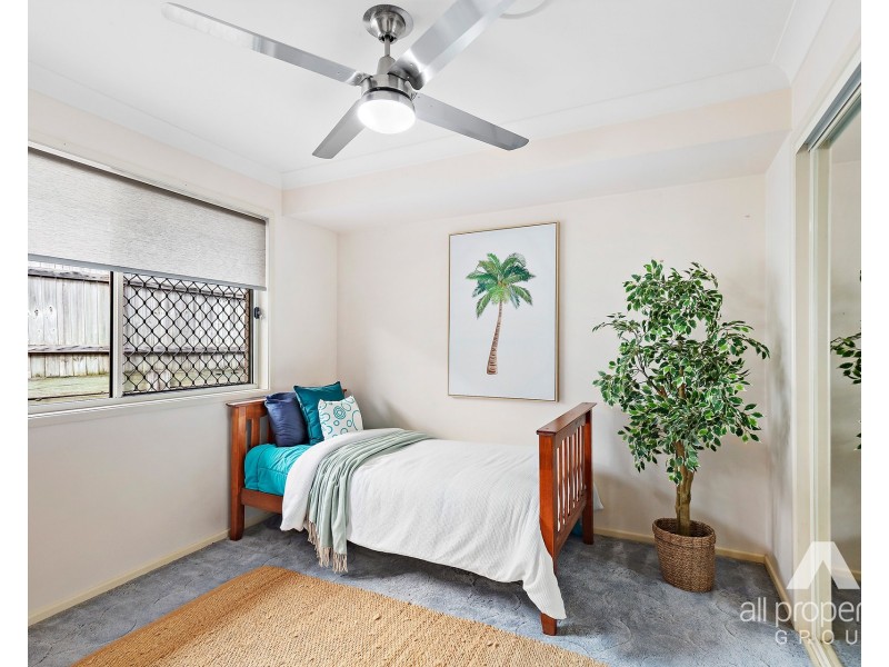 9 Errol Flynn Court, Parkwood QLD 4214