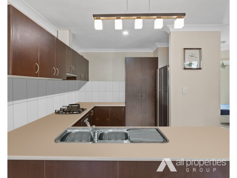 1 Elcock Avenue, Crestmead QLD 4132