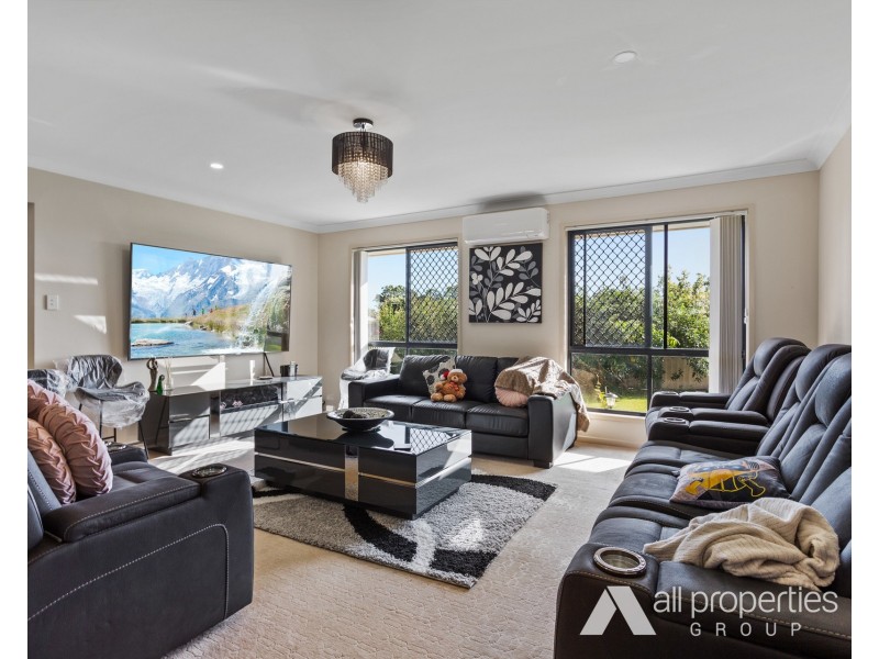 1 Elcock Avenue, Crestmead QLD 4132