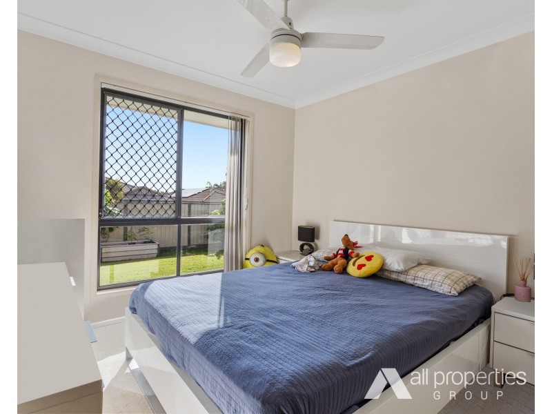 1 Elcock Avenue, Crestmead QLD 4132