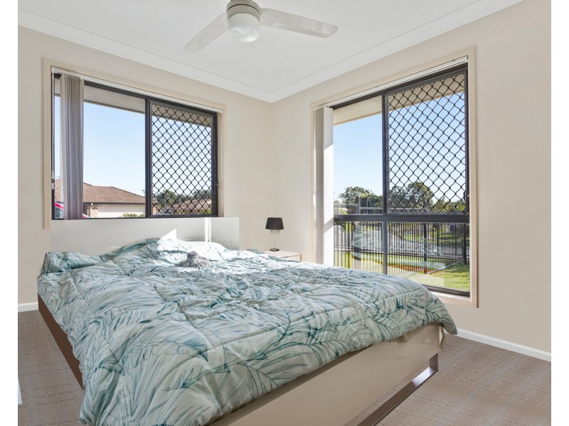 1 Elcock Avenue, Crestmead QLD 4132