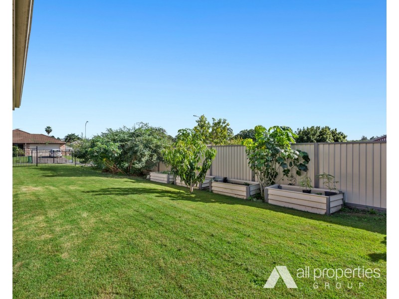 1 Elcock Avenue, Crestmead QLD 4132