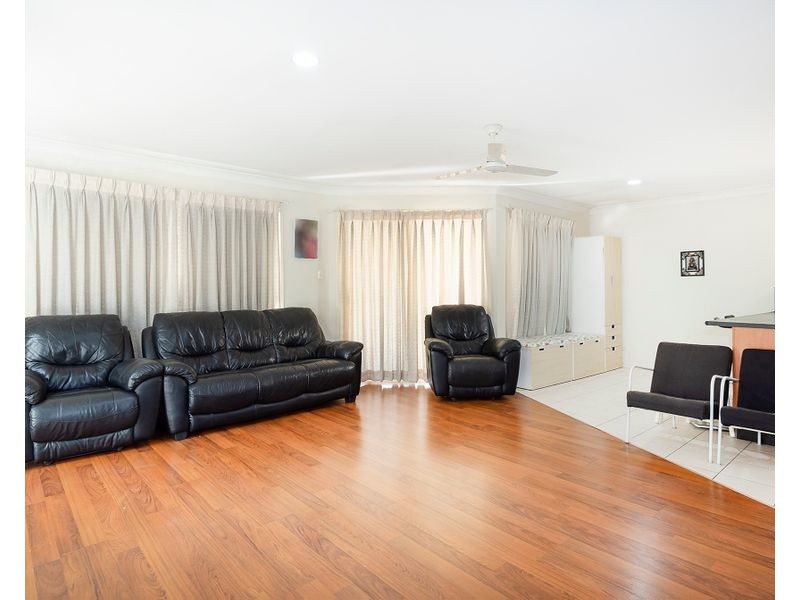 13 Robson Street, Forest Lake QLD 4078