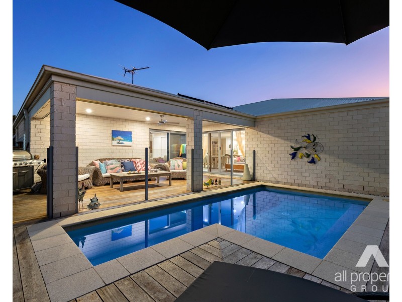60 Stringybark Street, Regents Park QLD 4118
