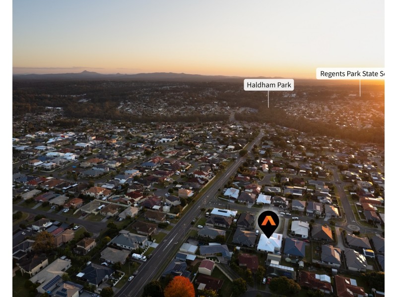 60 Stringybark Street, Regents Park QLD 4118