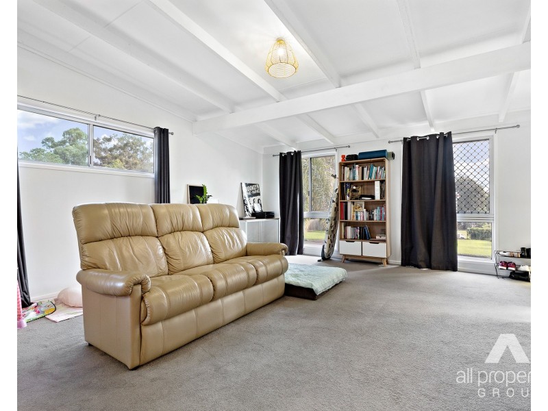 14 Bushlark Street, Crestmead QLD 4132