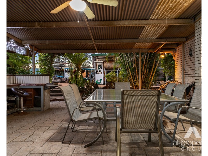 98-100 Teresa Drive, Munruben QLD 4125