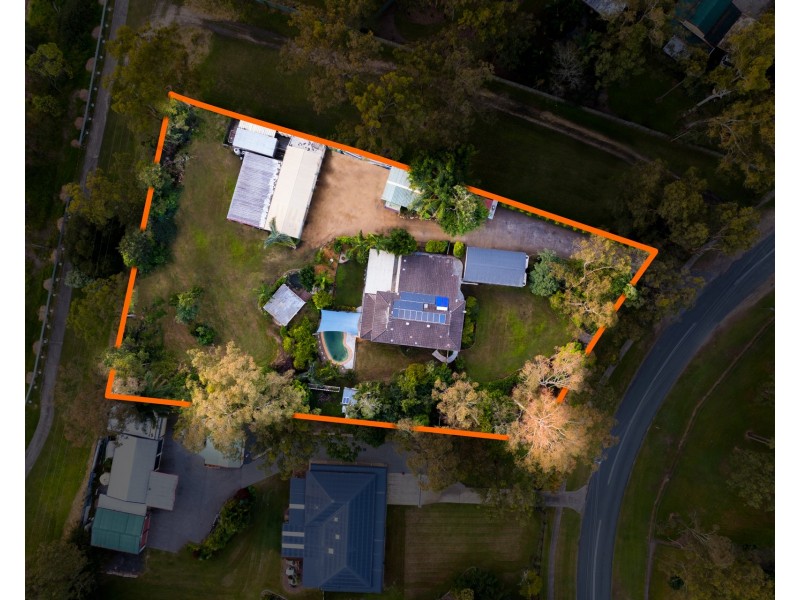 98-100 Teresa Drive, Munruben QLD 4125