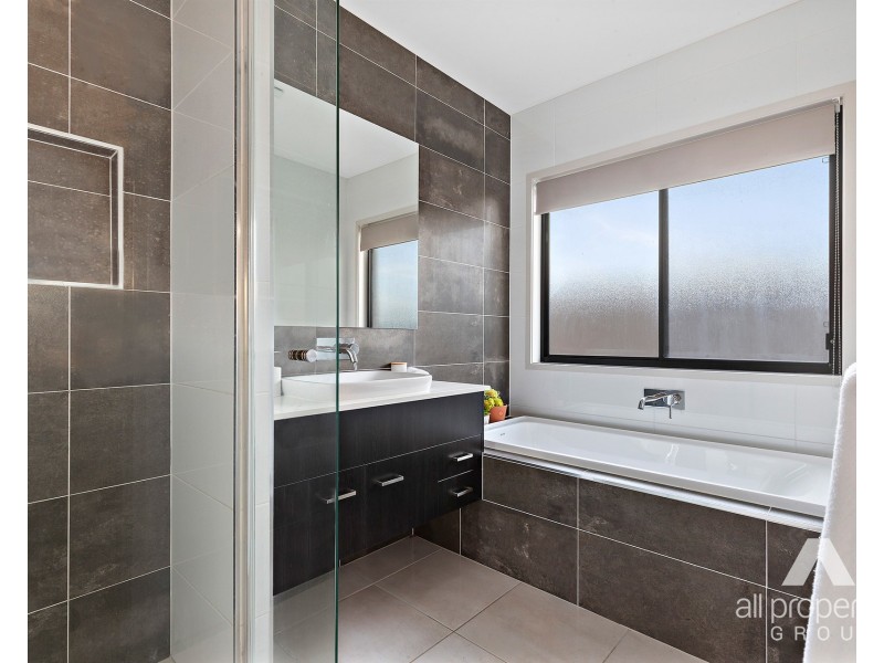 20 Killara Boulevard, Logan Reserve QLD 4133