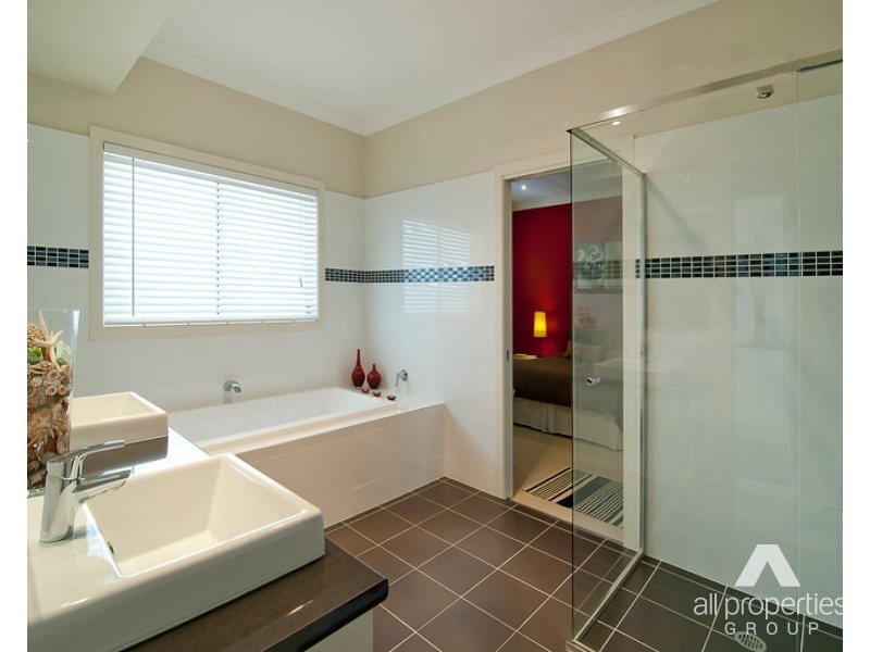 10 Watergum Street, Heathwood QLD 4110