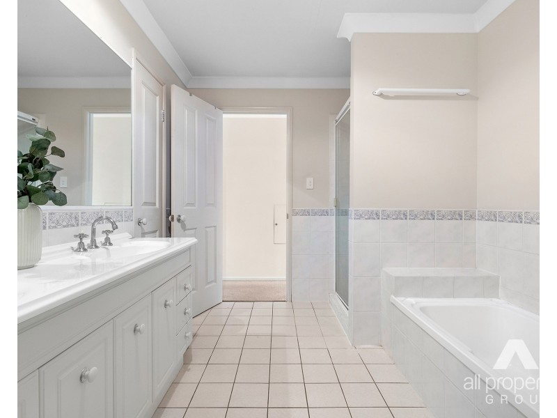 35-37 Parrot Street, Greenbank QLD 4124