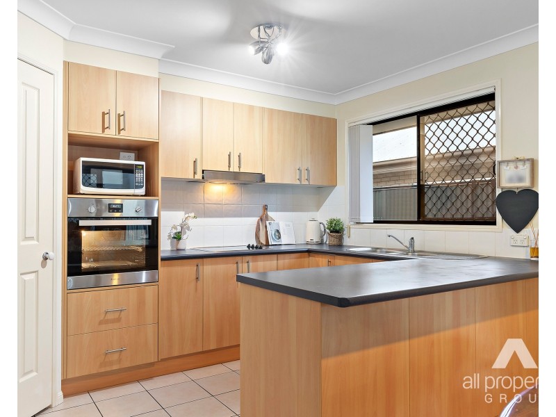 111 Joseph Avenue, Moggill QLD 4070