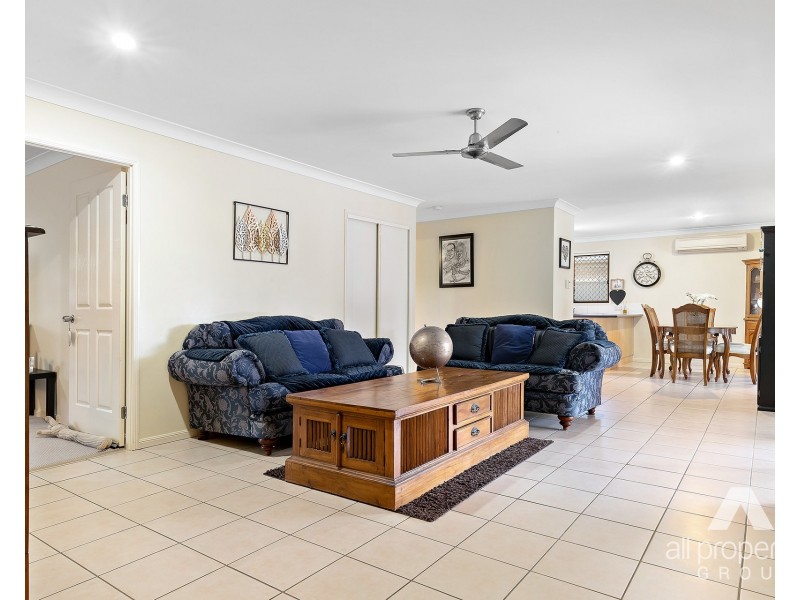 111 Joseph Avenue, Moggill QLD 4070