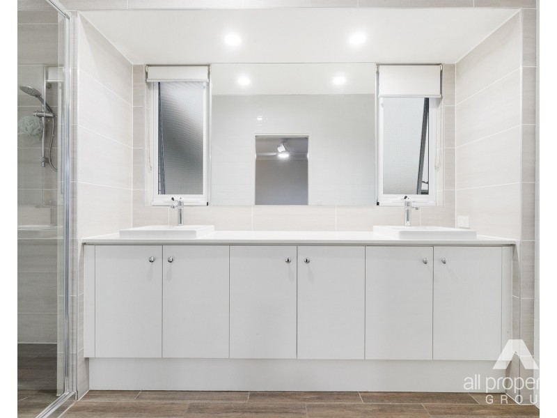 73-77 Riemore Circuit, Tamborine QLD 4270