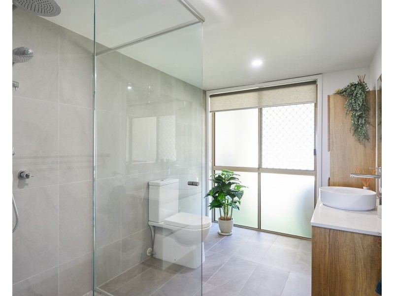 102 Tamworth Drive, Helensvale QLD 4212