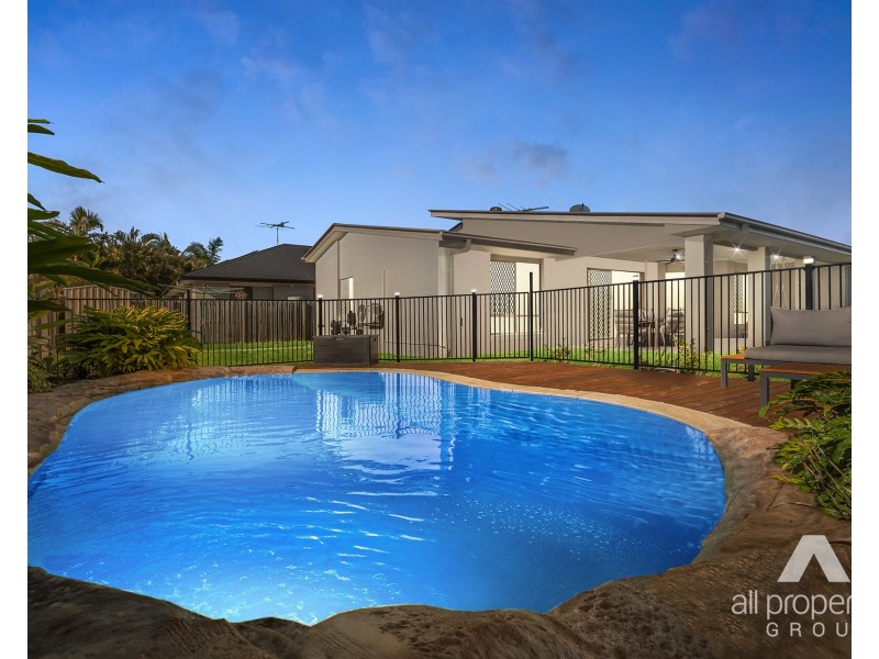 27 Emmaville Crescent, Ormeau QLD 4208